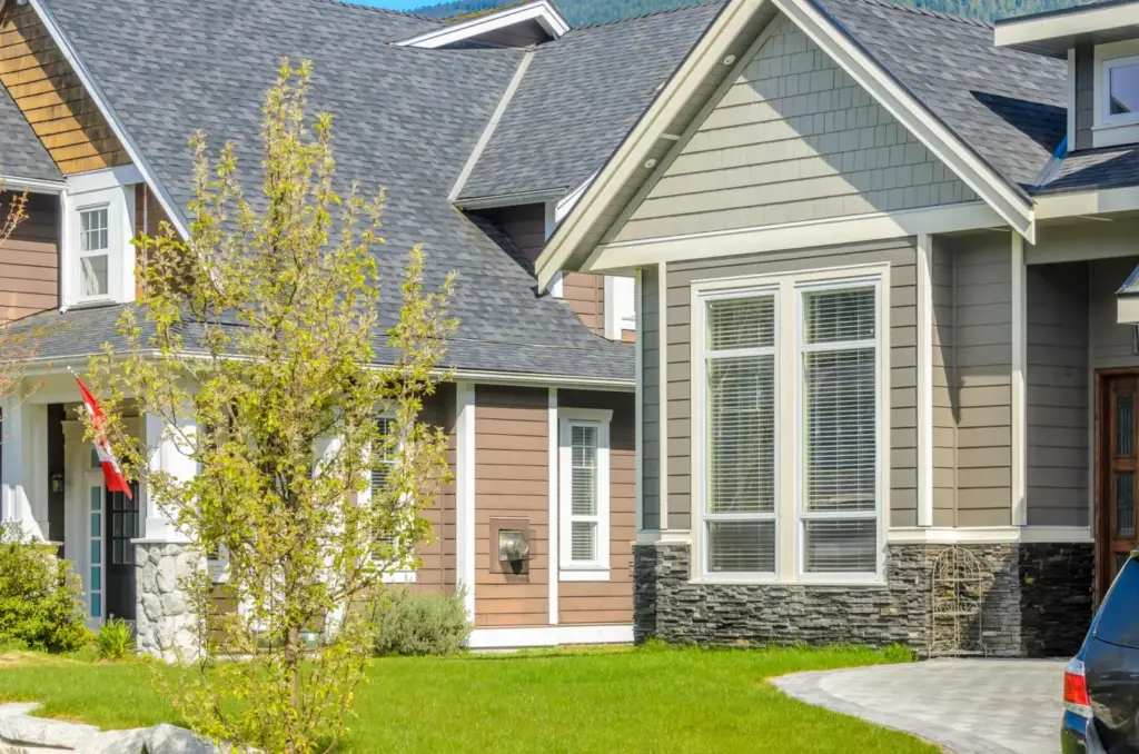 Why Vinyl Siding Remains the Most Popular Choice for Homeowners